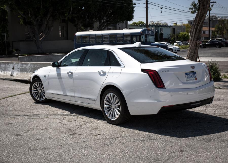  Cadillac CT6 Plug-In Hybrid 2016 года  (NA) (фото 24 из 29)